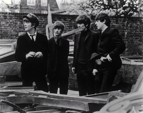 Beatles ve filmu Perný den. Beatles ve filmu Perný den.