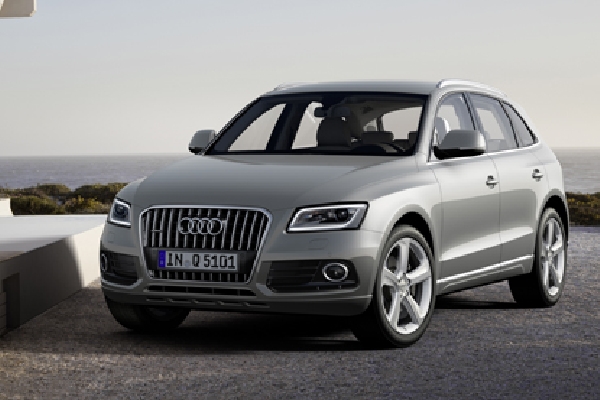 Přepracované Audi Q5. Změny se dotkly i exteriéru přední části.