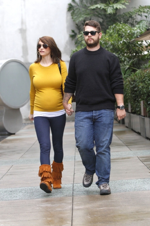 Jack Osbourne se svou snoubenkou.