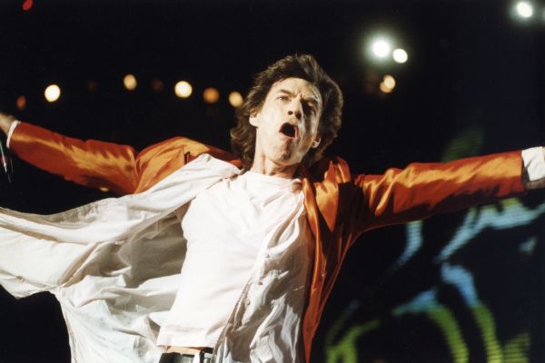 Zpěvák Mick Jagger.