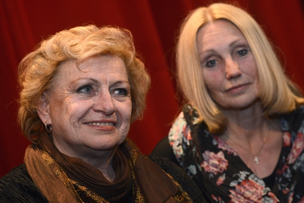 Věra Čáslavská (vlevo) s Olgou Sommerovou.