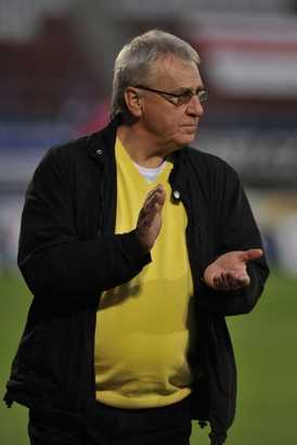 Trenér Sigmy Olomouc Petr Uličný.