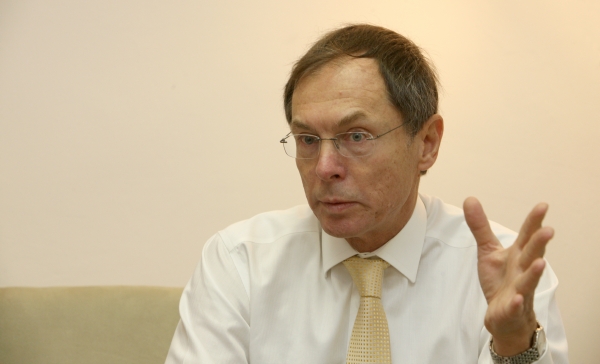 Jan Švejnar.