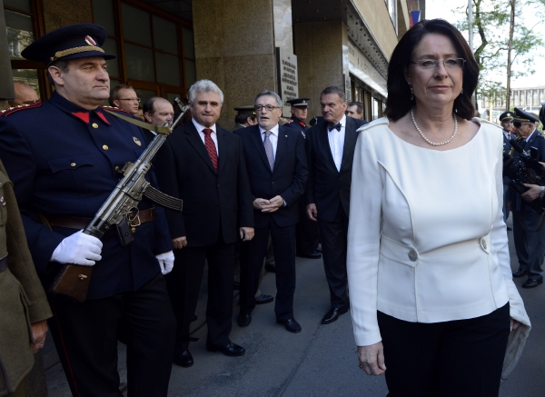 Miroslava Němcová také uctila památku padlých bojovníků pražského povstání. Miroslava Němcová také uctila památku padlých bojovníků pražského povstání.