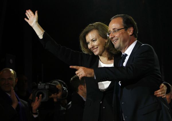 François Hollande a Valérie Trierweilerová. François Hollande a Valérie Trierweilerová.