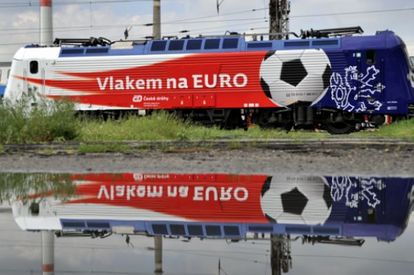 Tahle lokomotiva poveze českou reprezentaci na mistrovství Evropy.