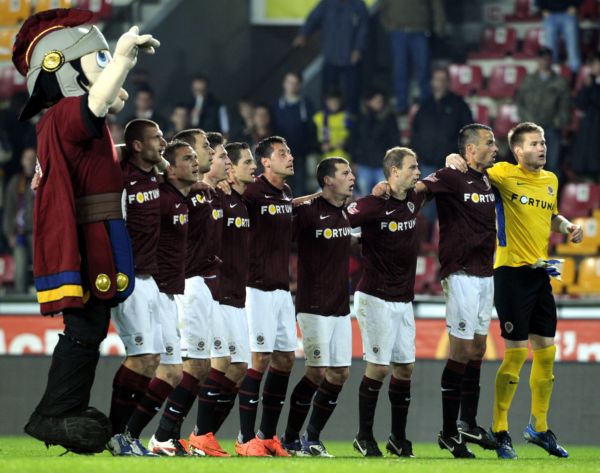 Dokáže Sparta vyhrát na hřišti silné Dukly?
