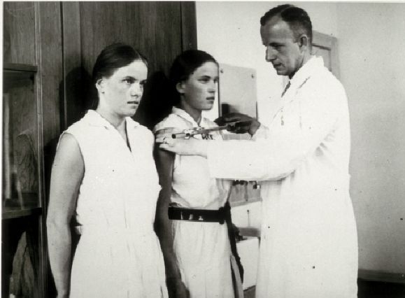 Eugenika v říši jen kvetla. Eugenika v říši jen kvetla.