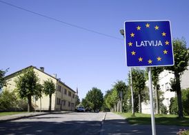 Na bělorusko-lotyšské hranici.