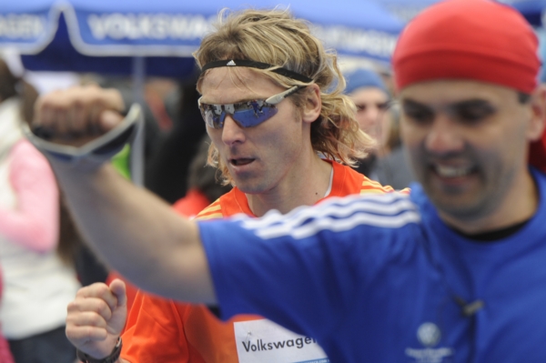 Pavel Nedvěd běžel Pražský maraton.