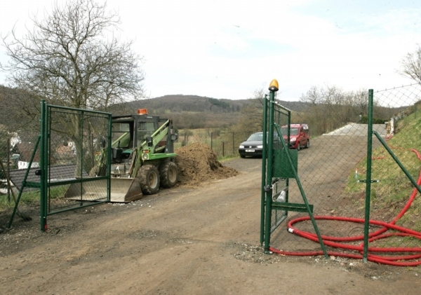 Brána v Moravanech.