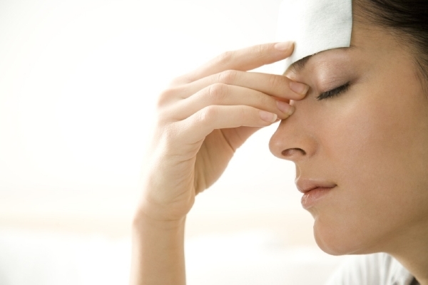 Chronickou bolest hlavy může léčit botox. Na netradiční terapii ale dosáhnou jen ti, kterým nepomáhá žádná jiná léčba.