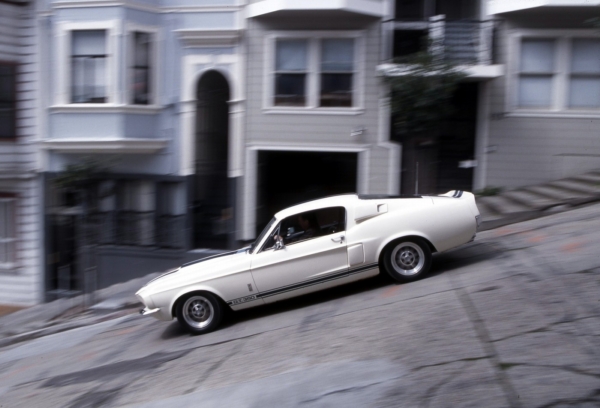 Ford Mustang (ilustrační foto). Ford Mustang (ilustrační foto).