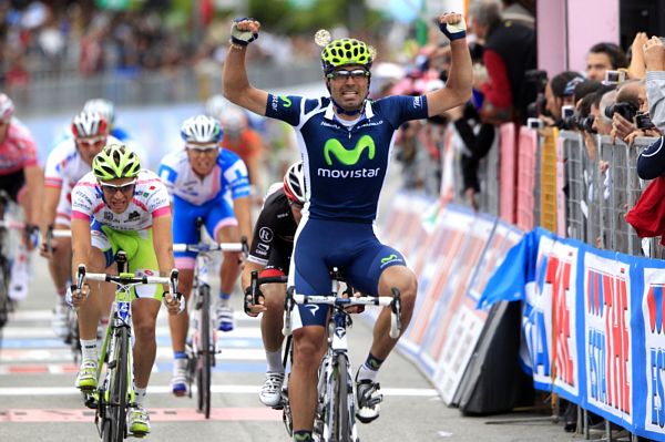 Francisco Ventoso se raduje ze svého triumfu.