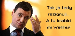 Rezignace za krabici.