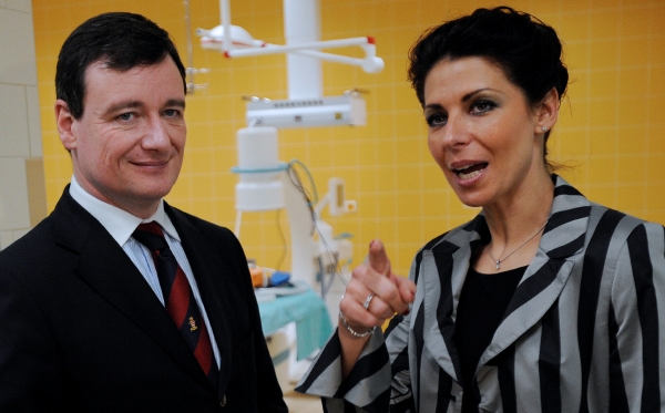 David Rath po boku šéfky kladenské nemocnice Kateřiny Pancové, která stejně jako poslanec čelí obvinění z ovlivňování veřejných zakázek. David Rath po boku šéfky kladenské nemocnice Kateřiny Pancové, která stejně jako poslanec čelí obvinění z ovlivňování veřejných zakázek.