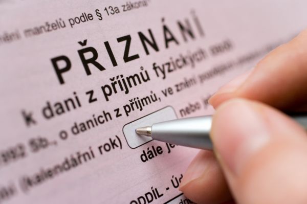 Podle průzkumu Eurostatu patří daň z příjmu v ČR mezi nejnižší v unii.