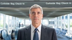 Časté létání a s ním související odměny popularizoval i George Clooney ve filmu Lítám v tom (Up in the Air).