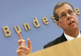 Prezident Německo-izraelské společnosti Reinhold Robbe.