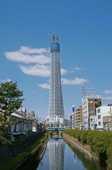 Vysílač Tokyo Skytree je druhou nejvyšší stavbou na světě.