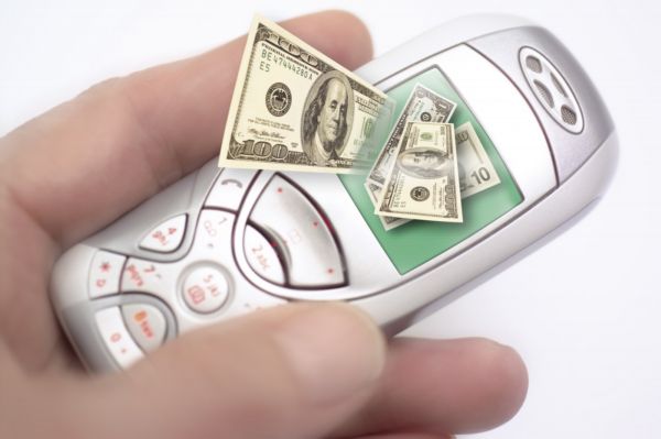 Bankovní účet ovládá pomocí mobilu pouze procento Čechů. Bankovní účet ovládá pomocí mobilu pouze procento Čechů.