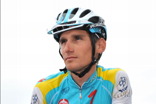 Český jezdec stáje Astana Roman Kreuziger dojel v pelotonu po boku hlavních favoritů se ztrátou přes sedm minut na vítěze a zůstal na průběžném pátém místě se ztrátou minuty a 27 vteřin na lídra Joaquina Rodrígueze ze Španělska.