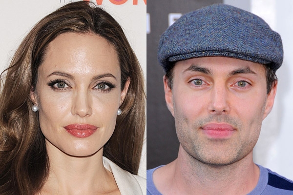 Angelina Jolie s bratrem Jamesem .