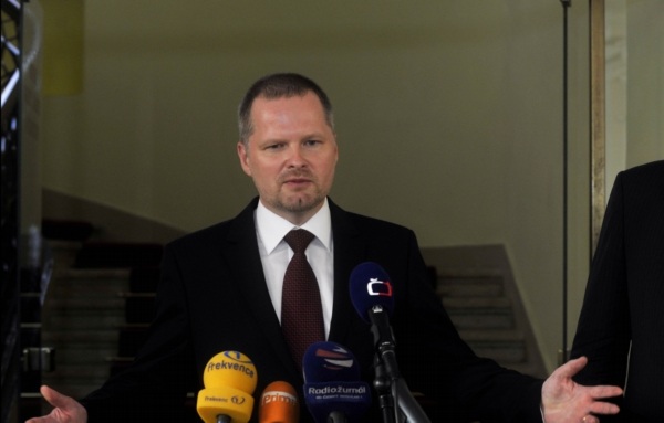 Ministr školství Petr Fiala. Ministr školství Petr Fiala.