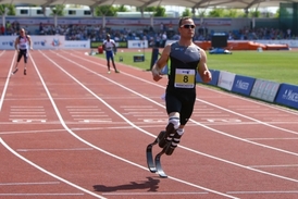 Jihoafrický "beznohý" čtvrtkař Oscar Pistorius.