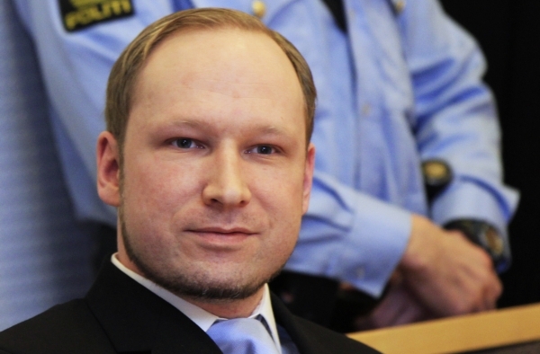 Norský atentátník Anders Behring Breivik. Norský atentátník Anders Behring Breivik.