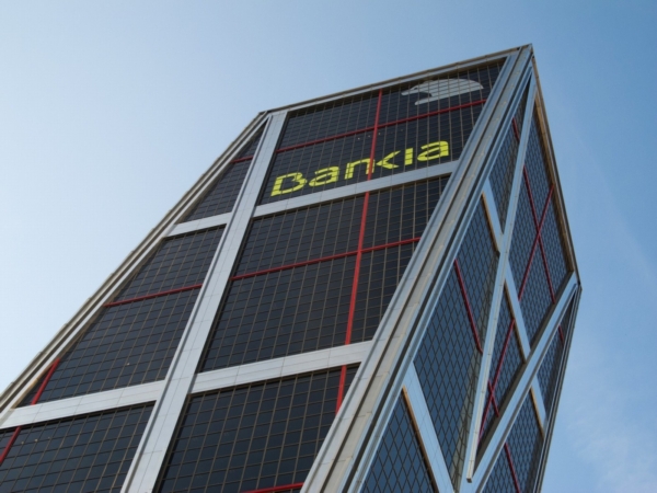 Španělský bankovní kolos Bankia je na pokraji krachu.