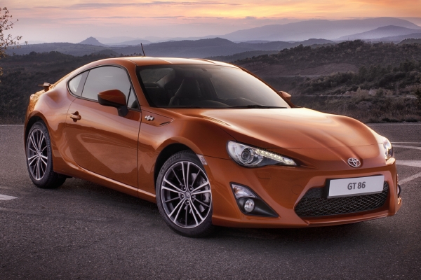 Sportovní kupé kompaktních rozměrů Toyota GT86.