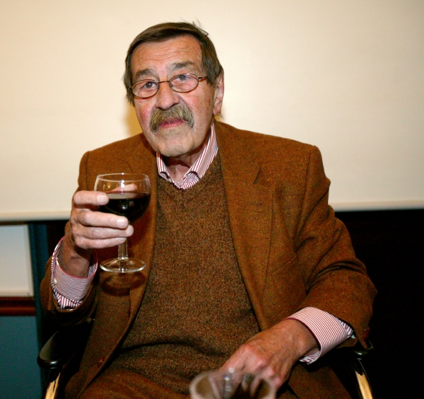 Nositel Nobelovy ceny Günter Grass. Nositel Nobelovy ceny Günter Grass.