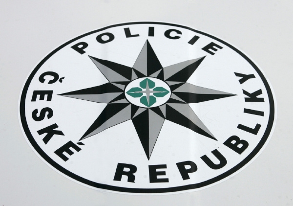 Policie zadržela dalších sedm lidí podezřelých z pokusu o krácení daně (ilustrační foto).