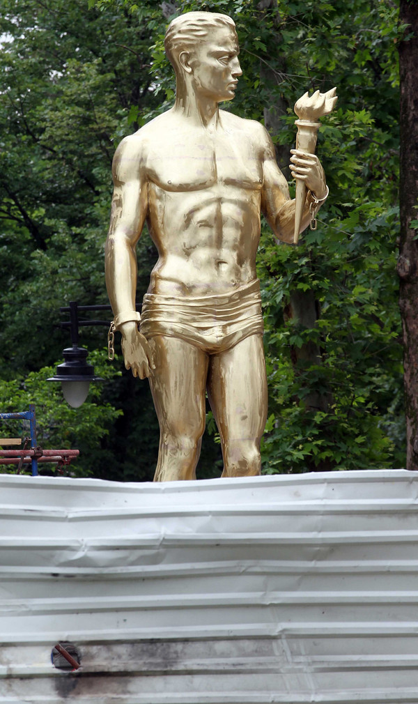 Prometheus prý pohoršoval pohlavím.