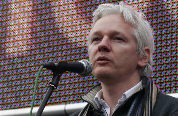 Assange se svým webem WikiLeaks namíchl mnohé mocné tohoto světa.