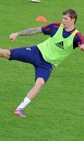 Ruský útočník Roman Pavljučenko.