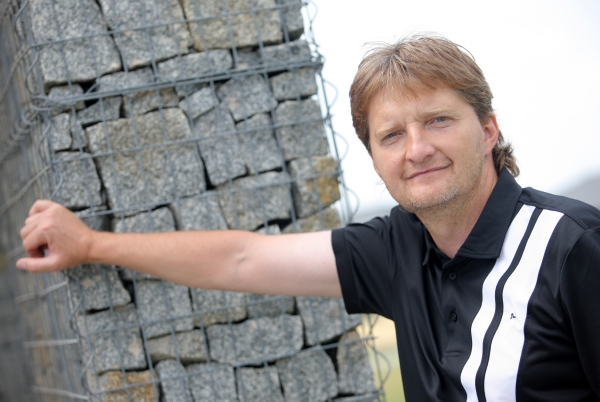 Jaromír Bosák bude kromě zápasů české reprezentace komentovat i finále šampionátu.