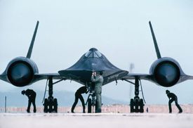 Špionážní letoun SR-71A Blackbird.