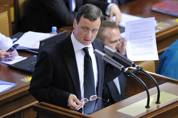 David Rath v úterý před poslanci. David Rath v úterý před poslanci.