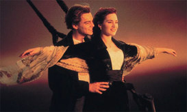 V létě opět vypluje Titanic (1997).
