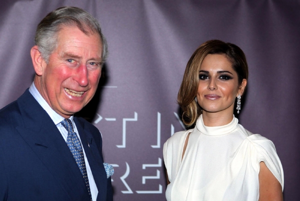 Cheryl se zná už i s princem Charlesem. Cheryl se zná už i s princem Charlesem.