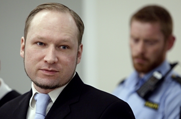 Norský atentátník Anders Behring Breivik. Norský atentátník Anders Behring Breivik.