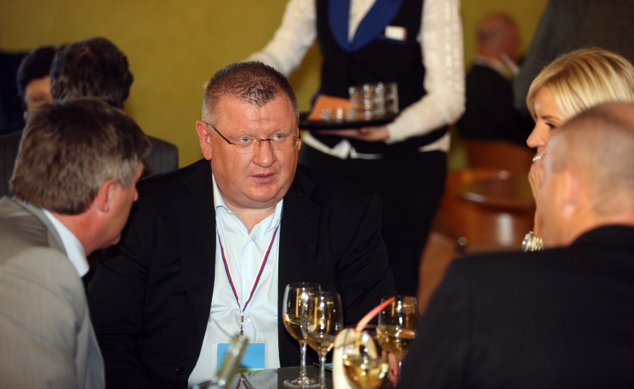 Ivo Rittig dostával z každého prodaného lístku v pražské MHD 17 haléřů.