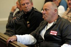 Prezident Hells Angels z Bonnu u soudu v Koblenci (2011).