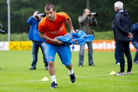 Rafael Van der Vaart na tréninku.