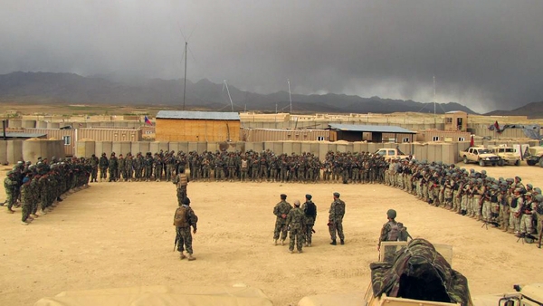 Počet českých vojáků v Afghánistánu bude klesat. Počet českých vojáků v Afghánistánu bude klesat.