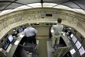 Kontrolní místnost jaderné elektrárny (ilustrační foto).