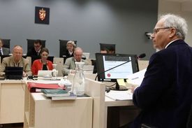 Profesor psychiatrie Ulrik Fredrik Malt vypovídá před soudem.