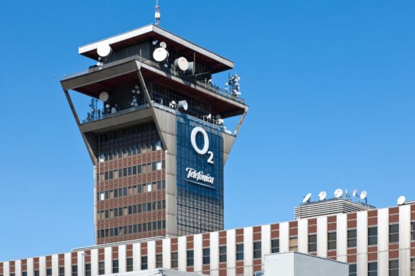 Telefónica poslala do konkursu firmu, která jí dluží 150 milionů. Telefónica poslala do konkursu firmu, která jí dluží 150 milionů.